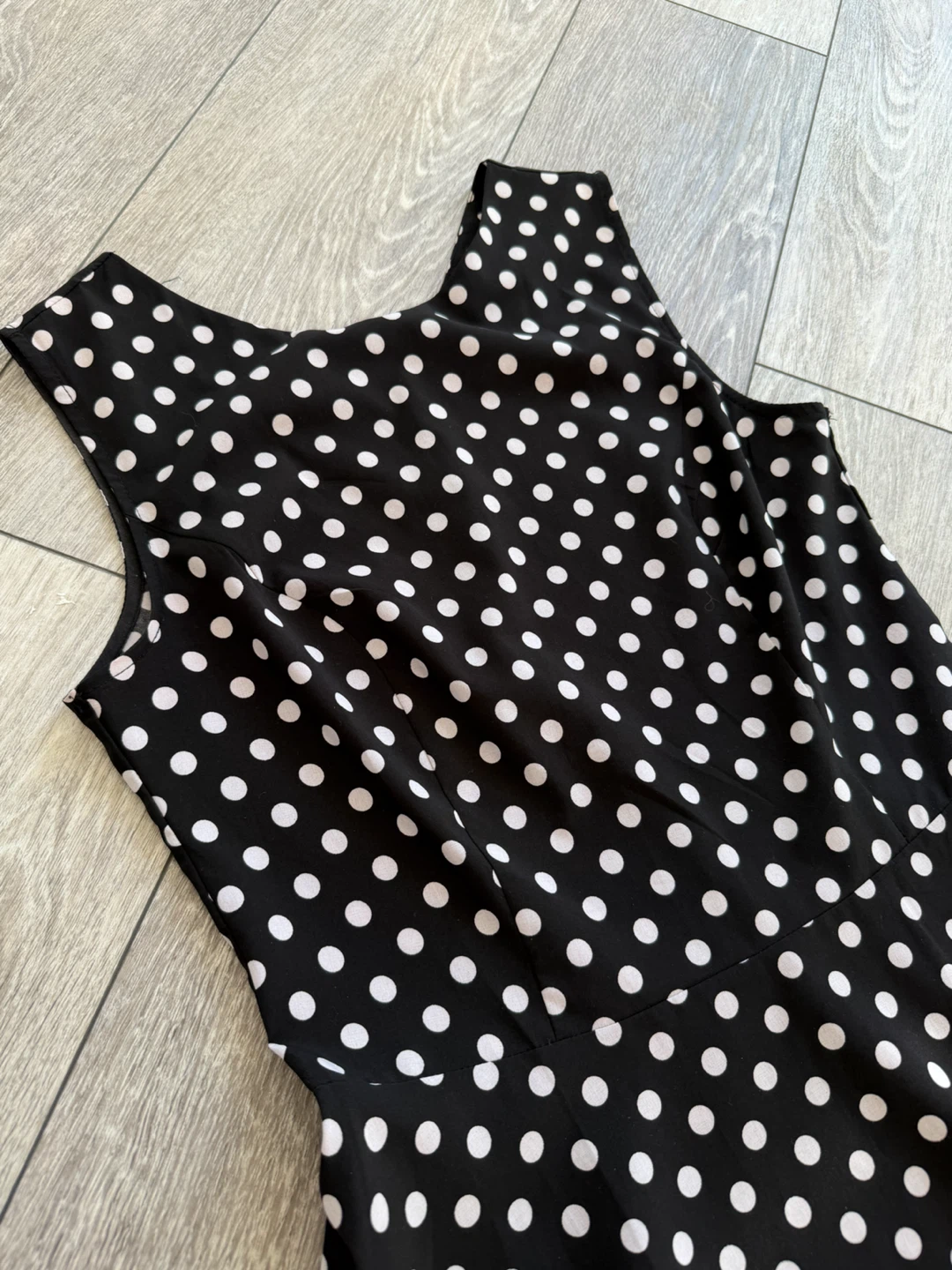 Black and White Polka Dot Sleeveless Dress - photo 3