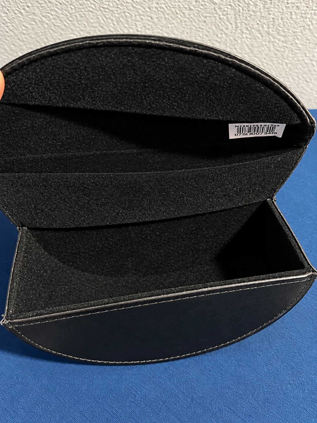 Marc by Marc Jacobs Eyeglass Case - photo 3