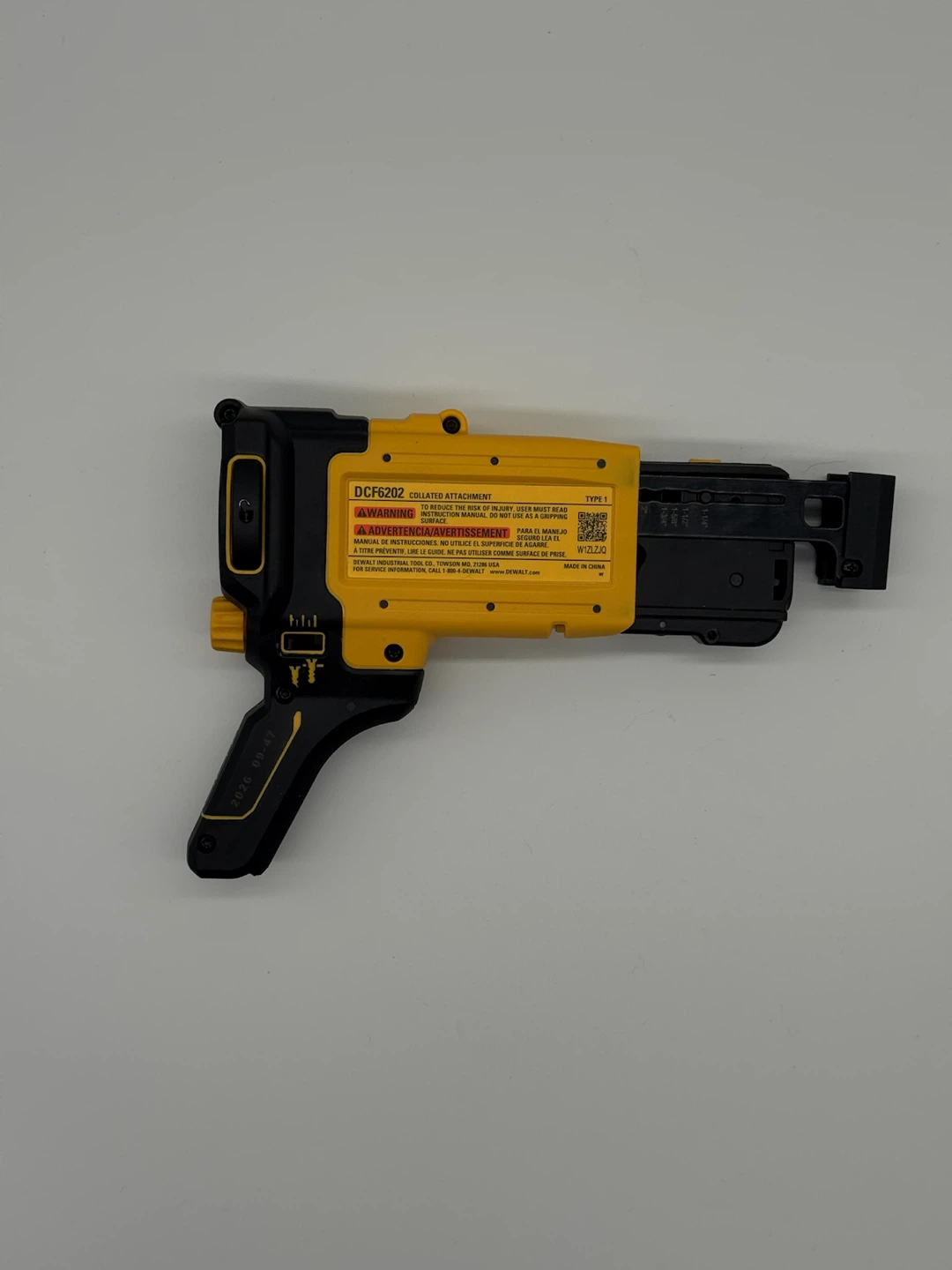 DEWALT DCF6202 Collated Screw Gun Attachment - photo 2