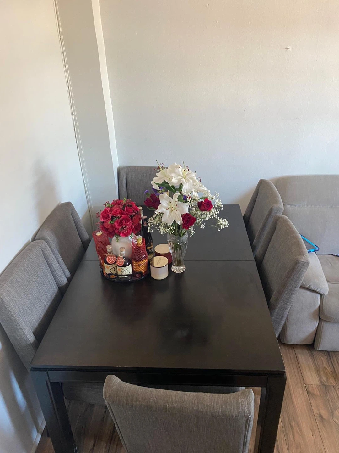 Dining table and 6 chairs set - photo 3