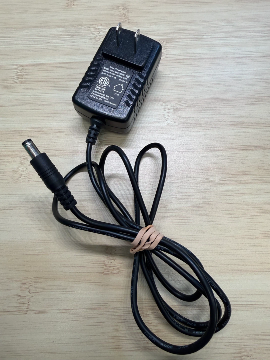 12V 2A Power Adapter FX24U-120200C