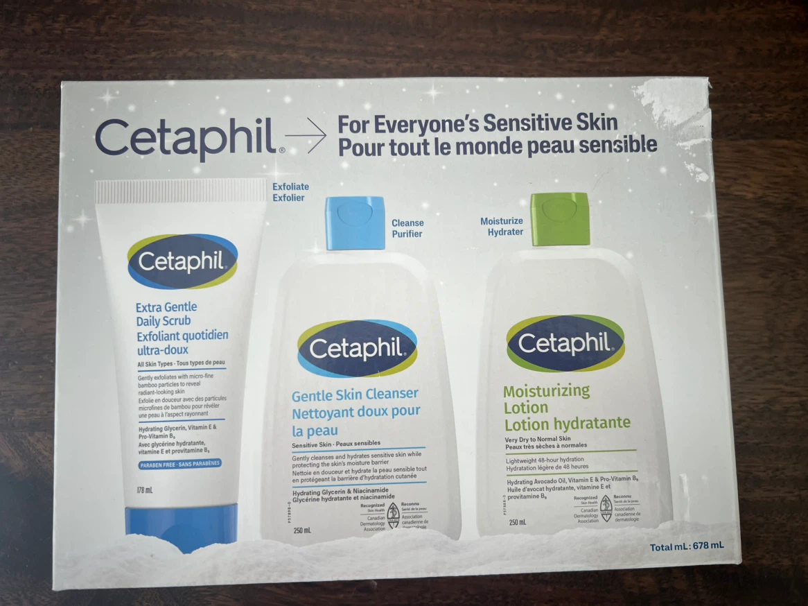 Cetaphil Sensitive Skin Skincare Set