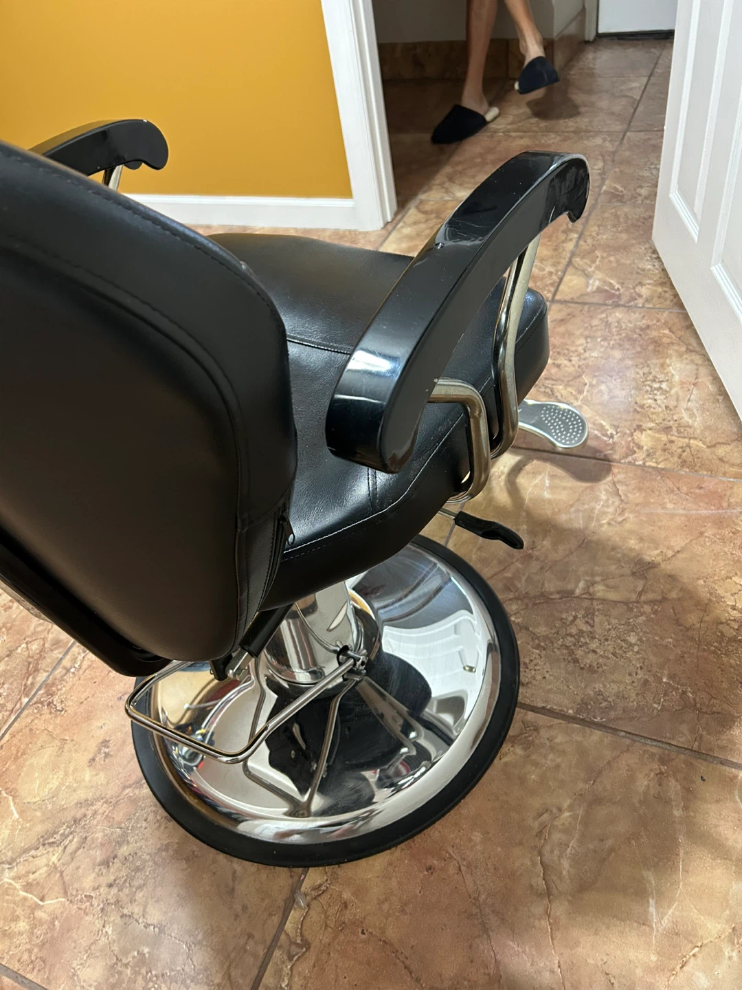 Barber chair - photo 3