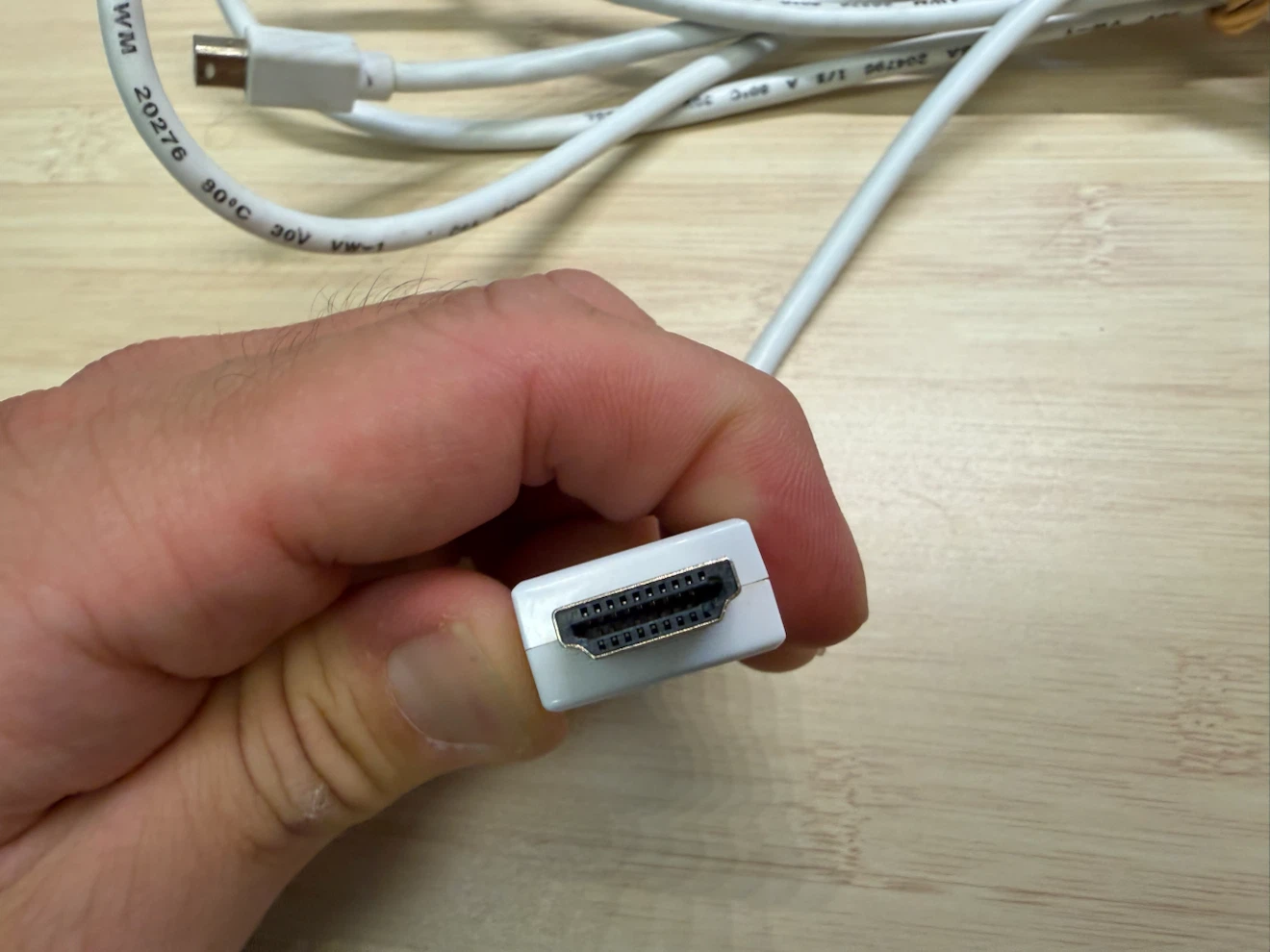 Mini DisplayPort to HDMI Adapter Cable - photo 2