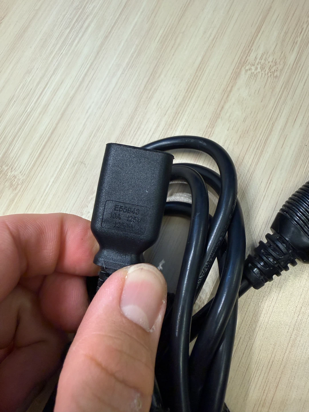 I-SHENG Power Cord 10A 125V - photo 2