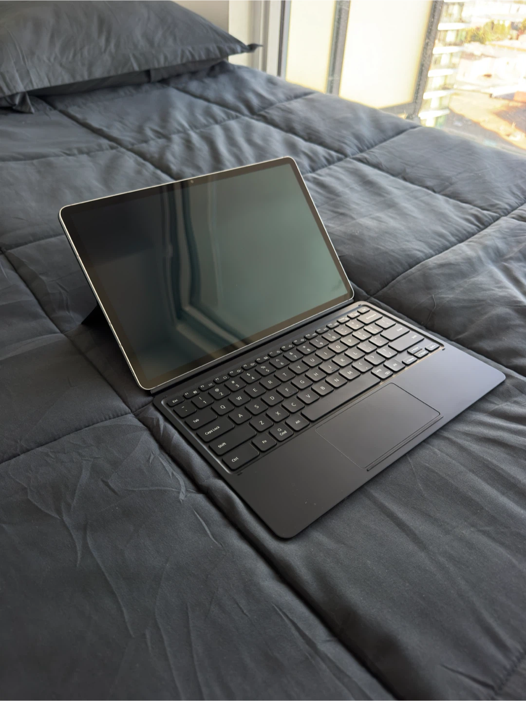 Samsung Galaxy Tab S8+ with Keyboard Cover - photo 4
