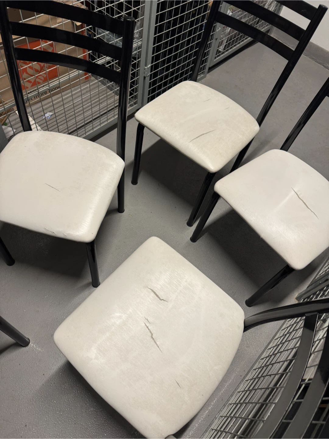 Set of 5 black and white dining chairs - photo 5