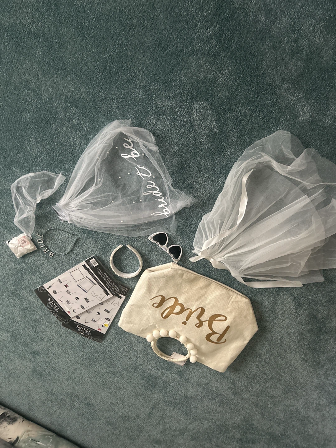 Bride to Be Accessory Set