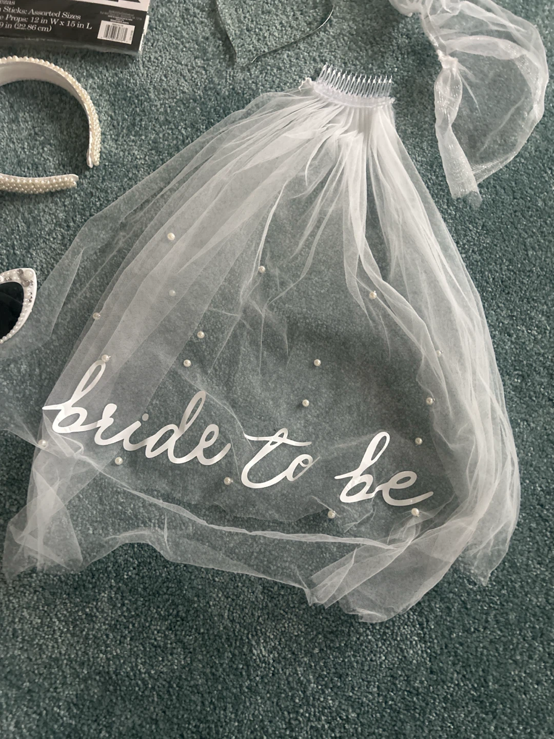 Bride to Be Accessory Set - photo 4