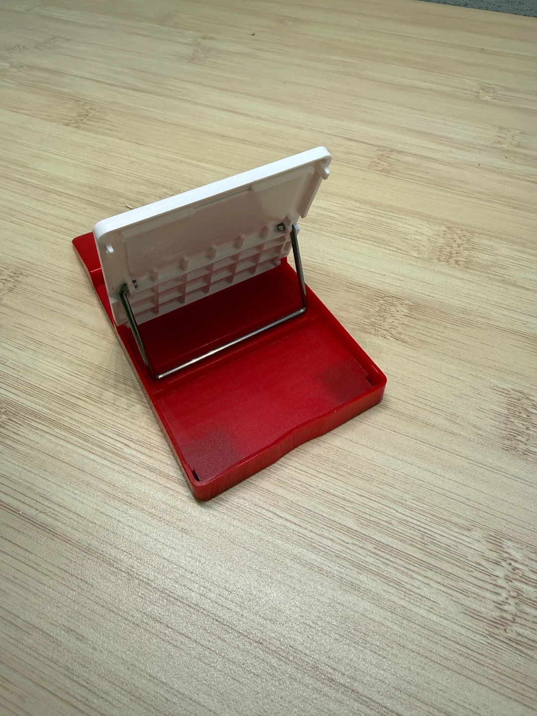 University of Calgary Phone Stand - photo 2