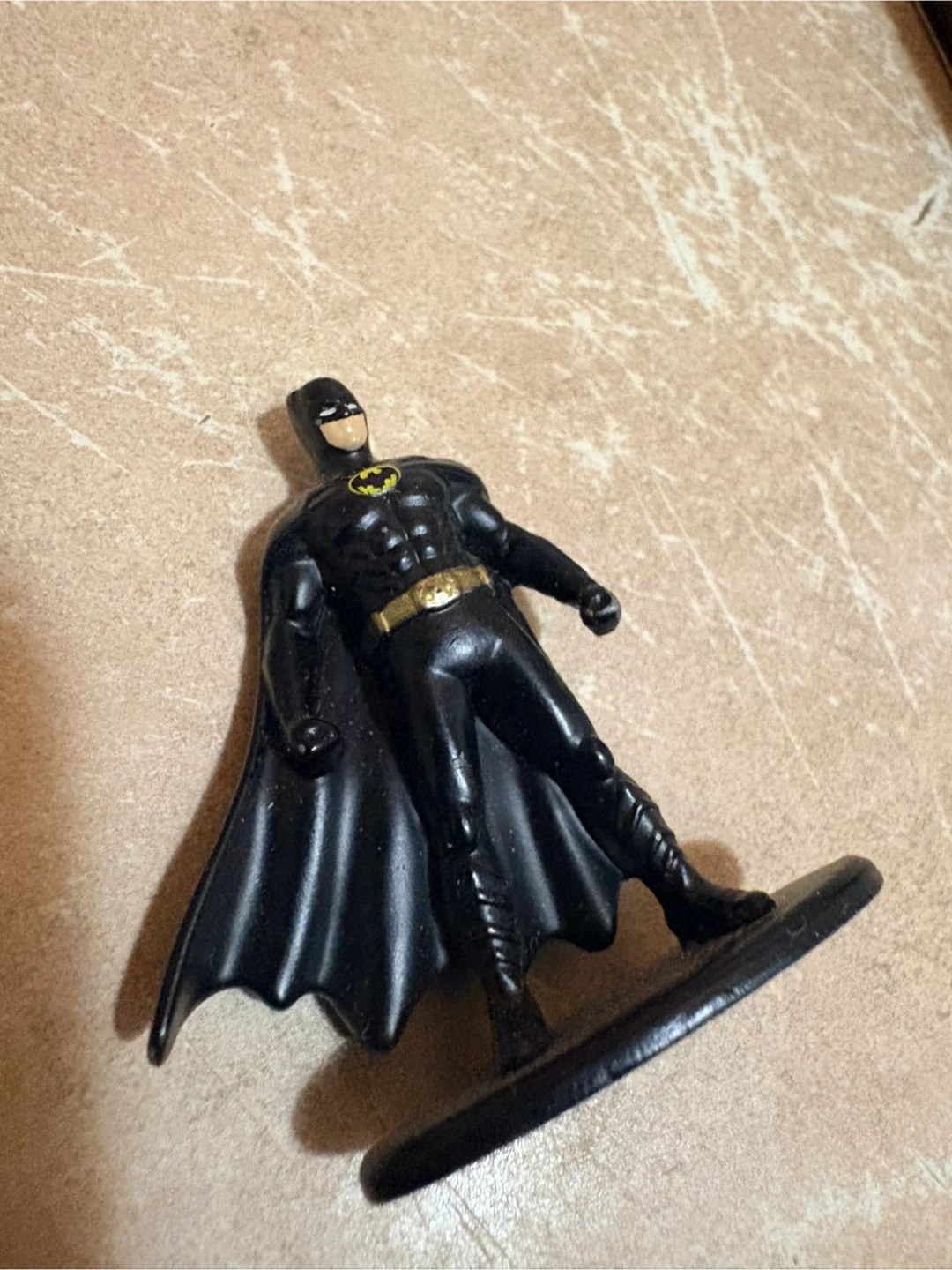 Jada Toys DC Comics Batman Figure and Batmobile - photo 3