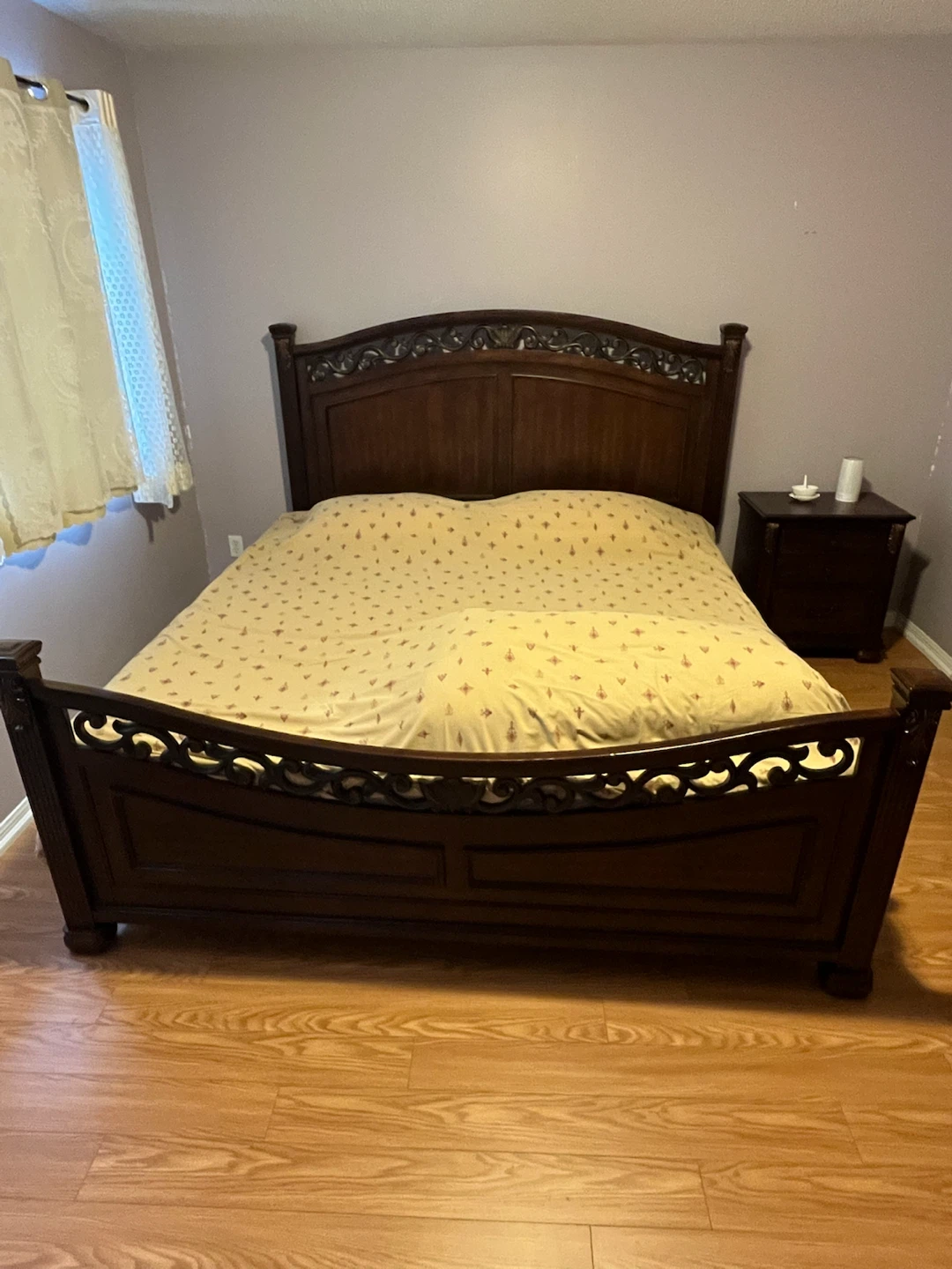 Bedroom Furniture Set