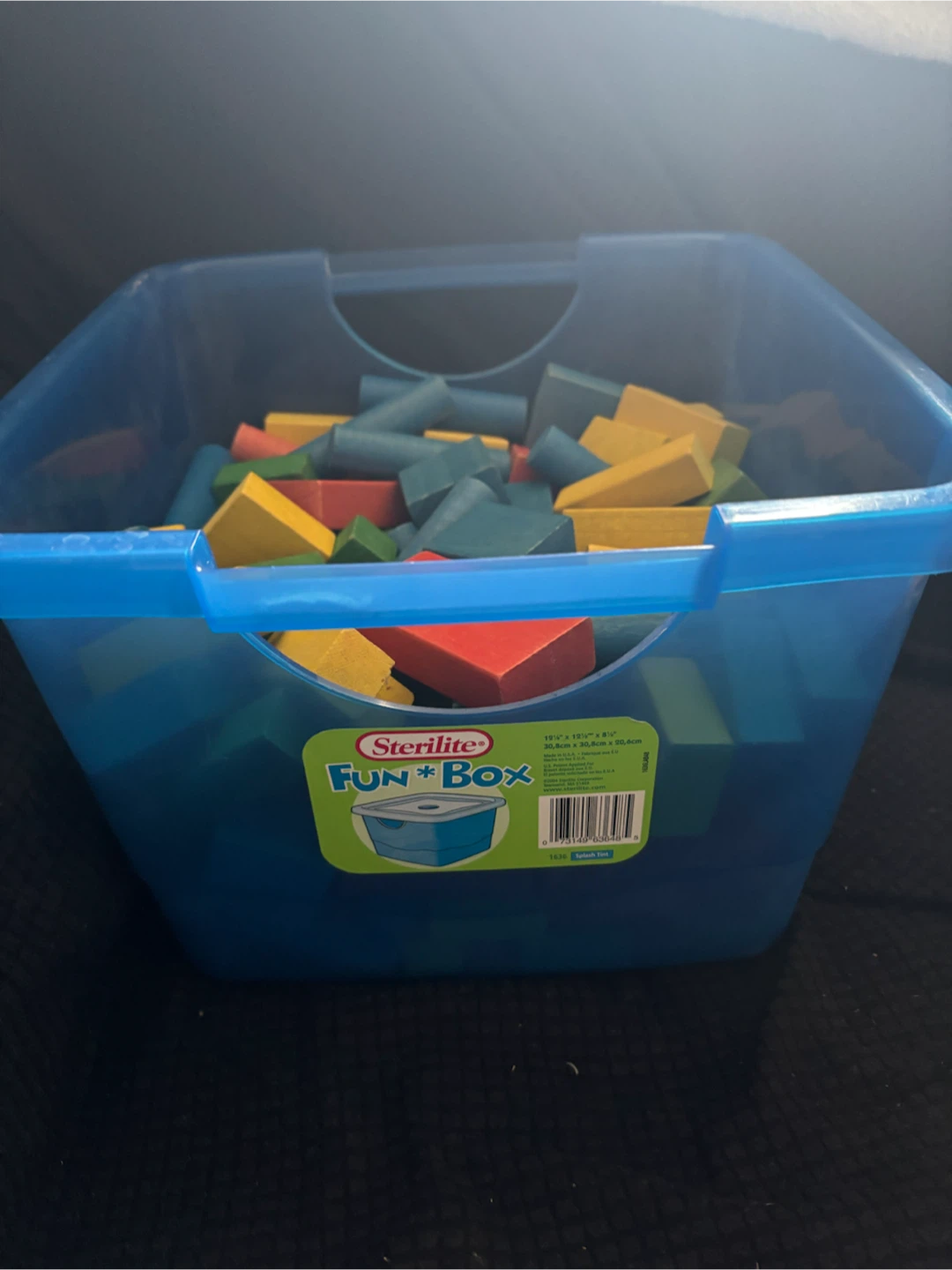 Sterilite Fun Box with 154 Wooden Blocks - photo 2
