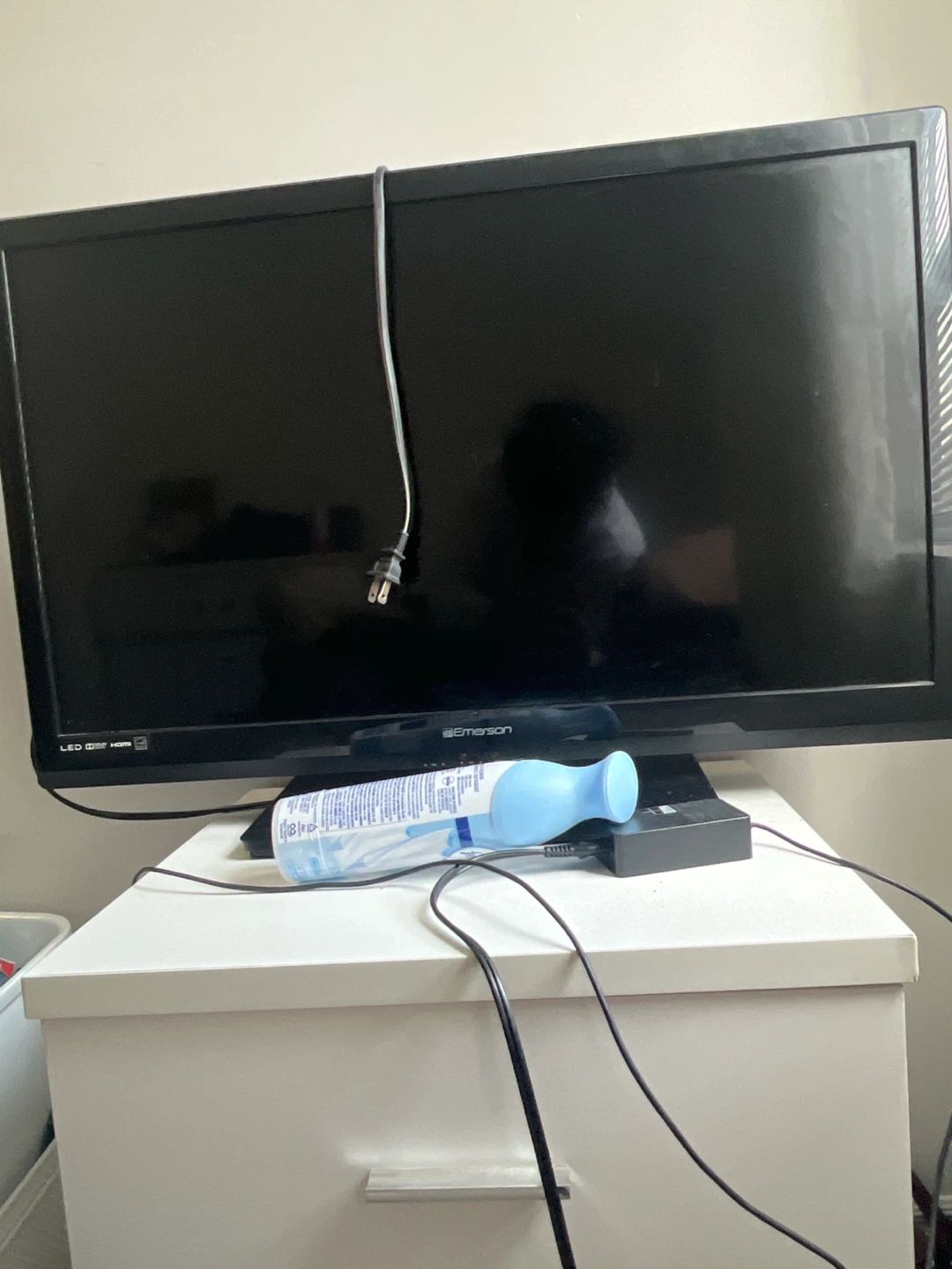 34 inch Emerson tv