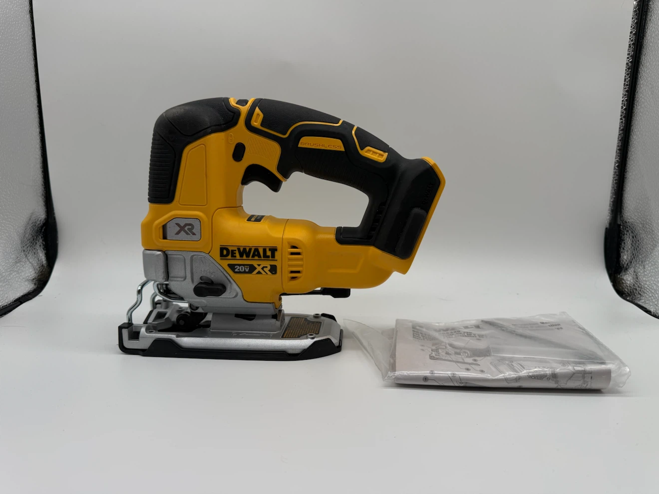 DEWALT 20V MAX XR Lithium-Ion Cordless Brushless Jigsaw DCS334