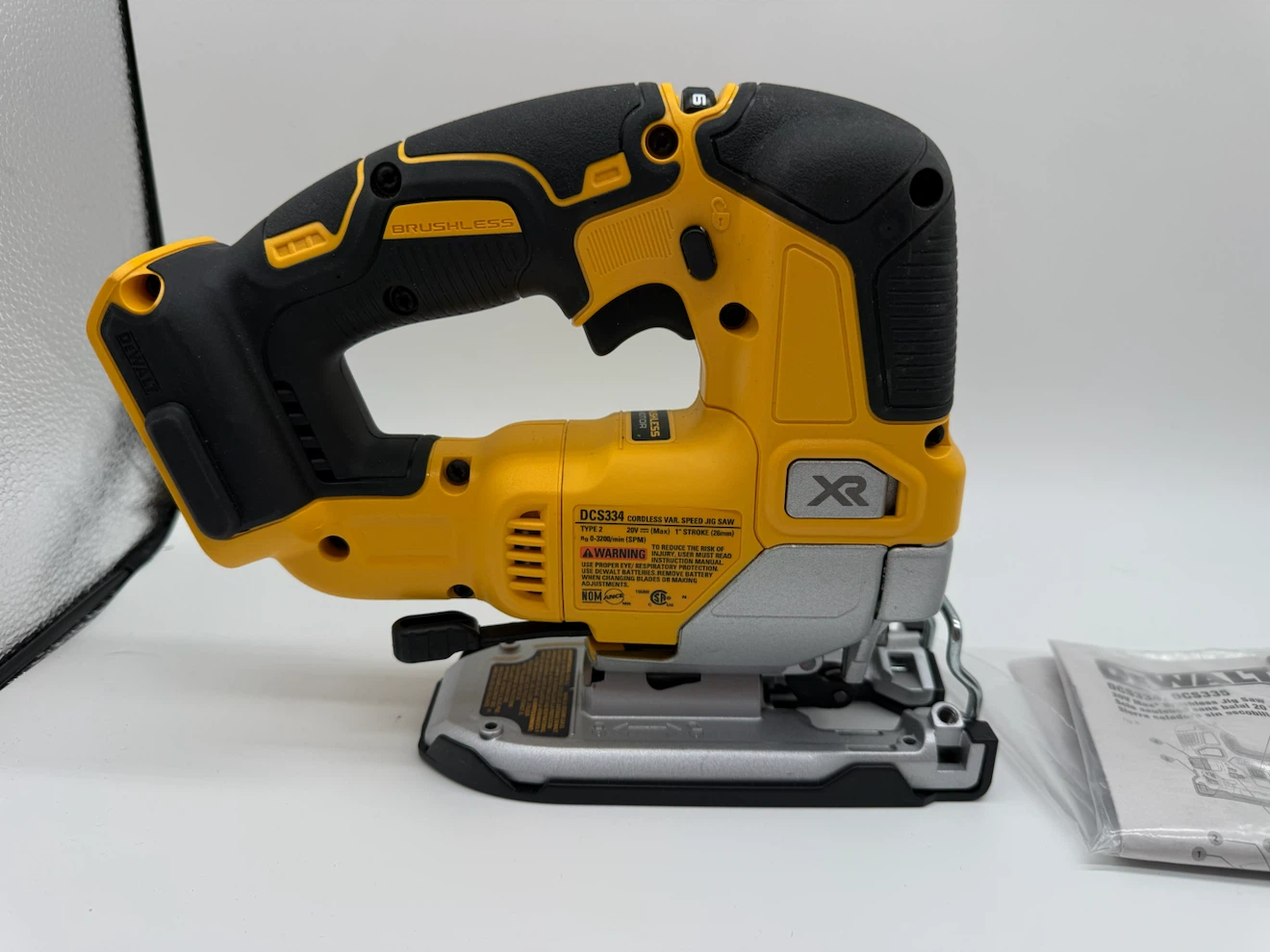 DEWALT 20V MAX XR Lithium-Ion Cordless Brushless Jigsaw DCS334 - photo 3