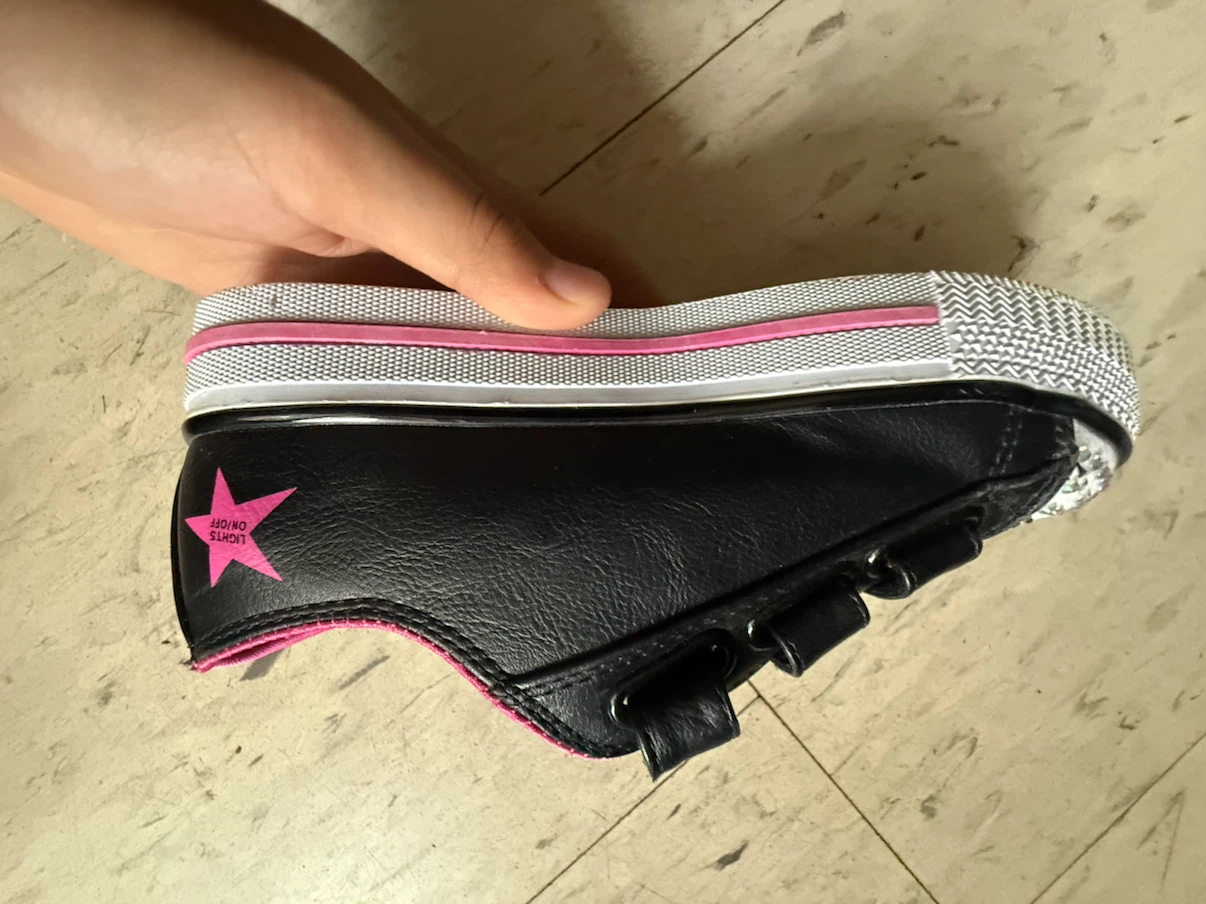 Skechers Twinkle Toes Limited Edition Sneakers - photo 2