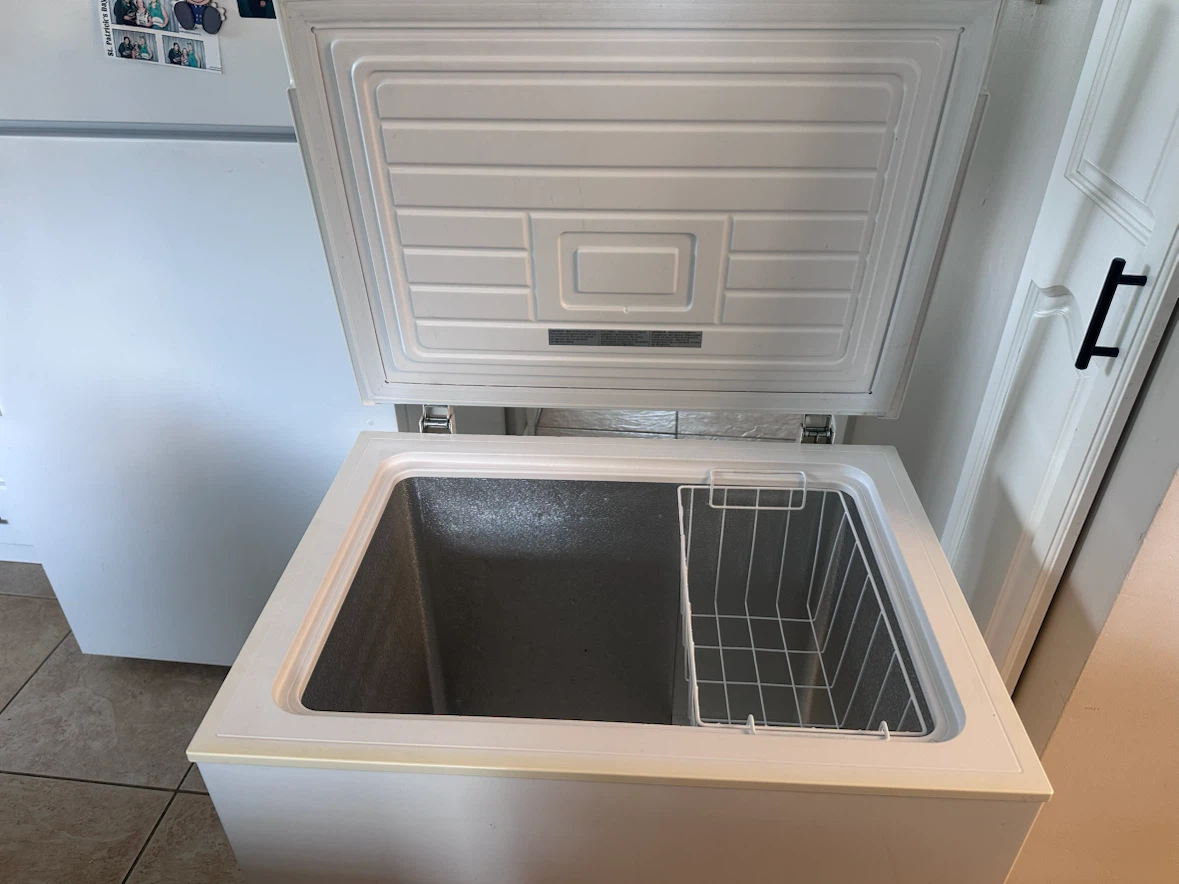 Kenmore chest freezer. 7 cu. ft - photo 2