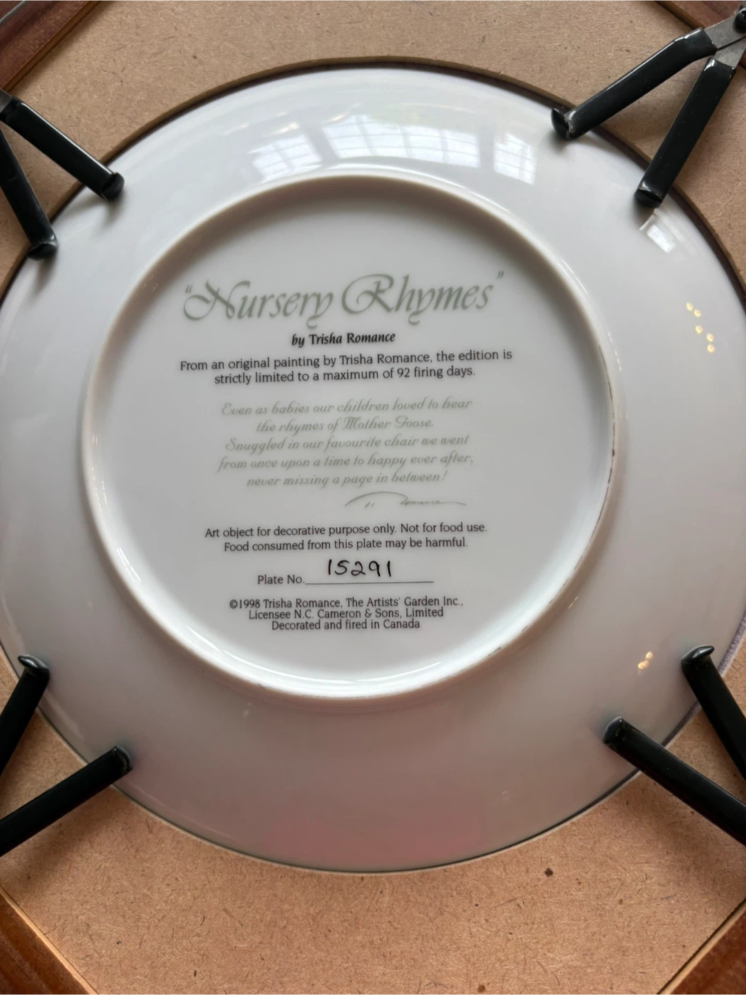 Trisha Romance Nursery Rhymes Decorative Plate - photo 2