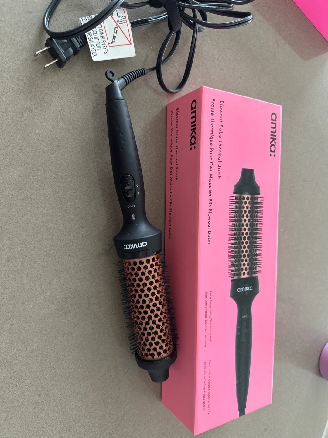 Amika Blowout Babe Thermal Brush
