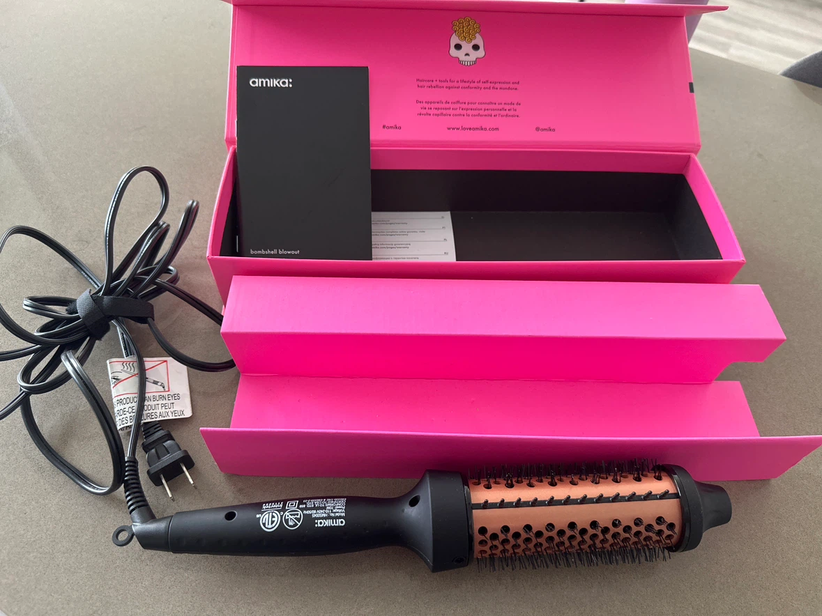 Amika Blowout Babe Thermal Brush - photo 2