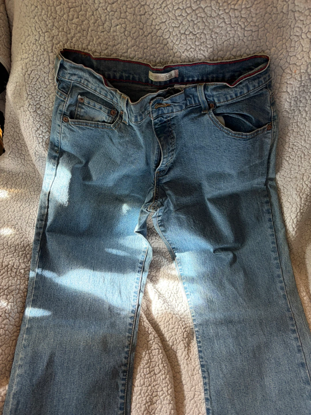 Levi's 550 Relaxed Boot Cut Jeans Size 12 L