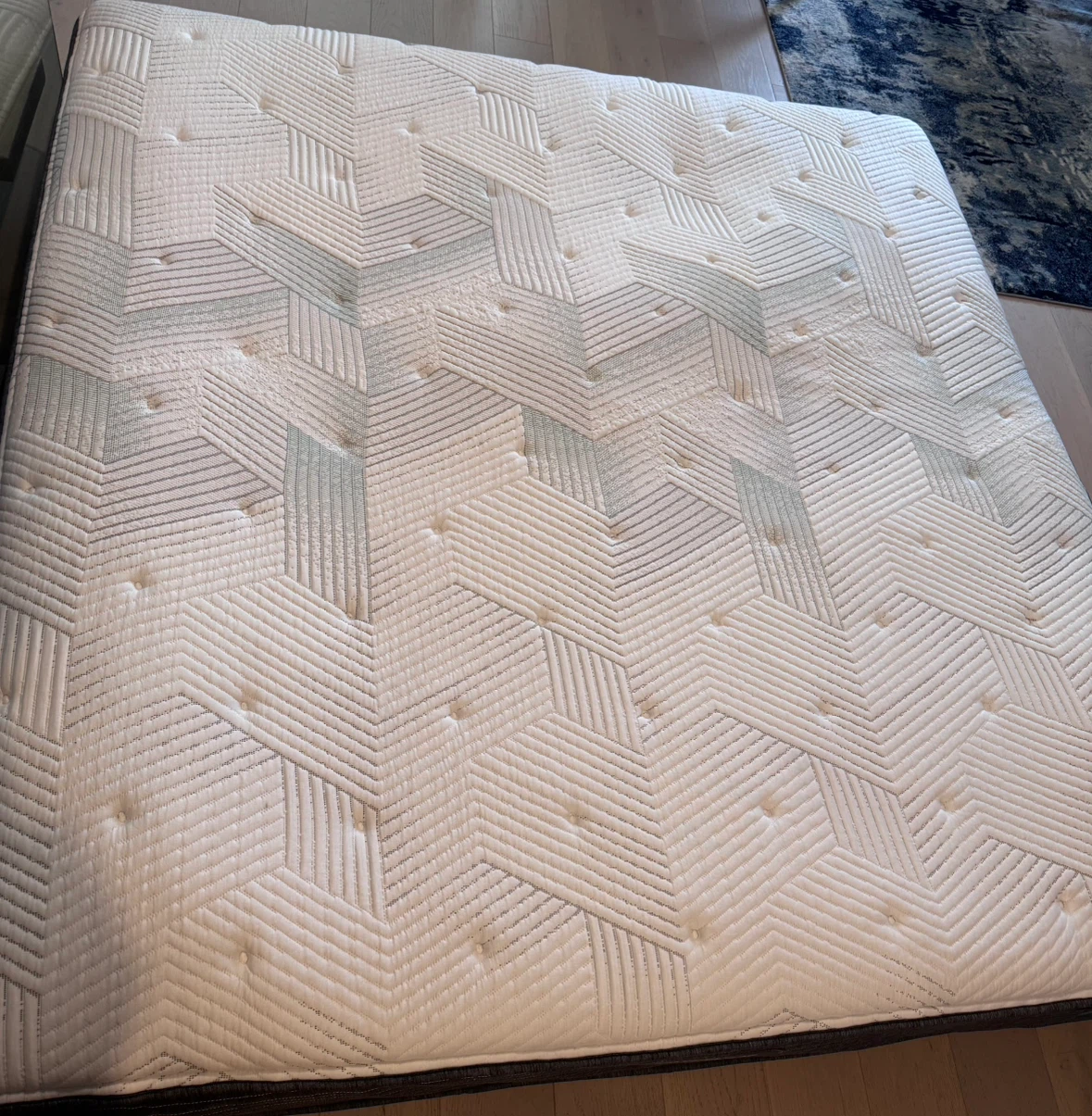 King sized Mattress- Free - photo 4