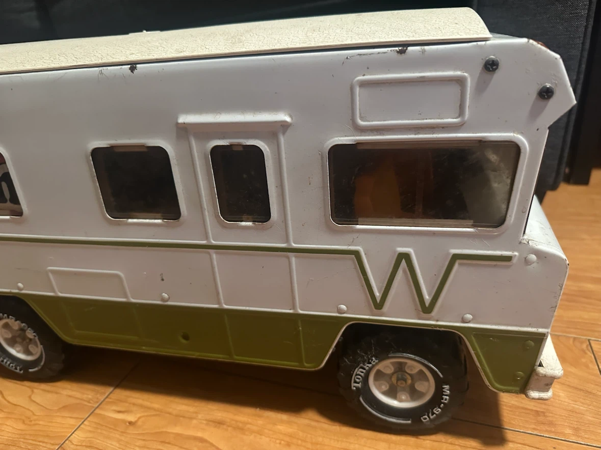 1970’s Tonka Winnebago RV - photo 3