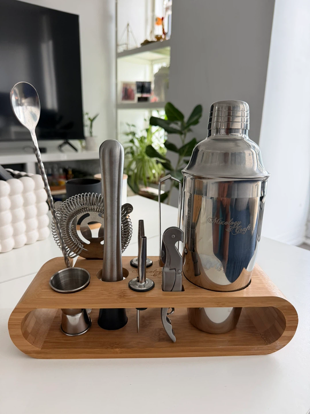 Never used Mixology & Craft 10-Piece Bartender Kit - photo 2