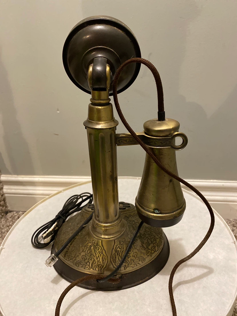 Paramount Collection Vintage-Style Telephone - photo 4