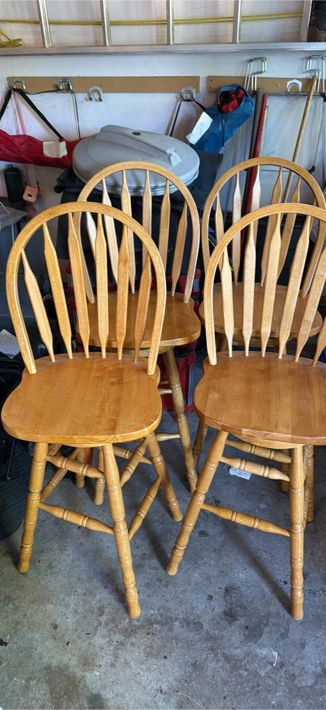 Set of 4 Wooden Swivel Bar Stools