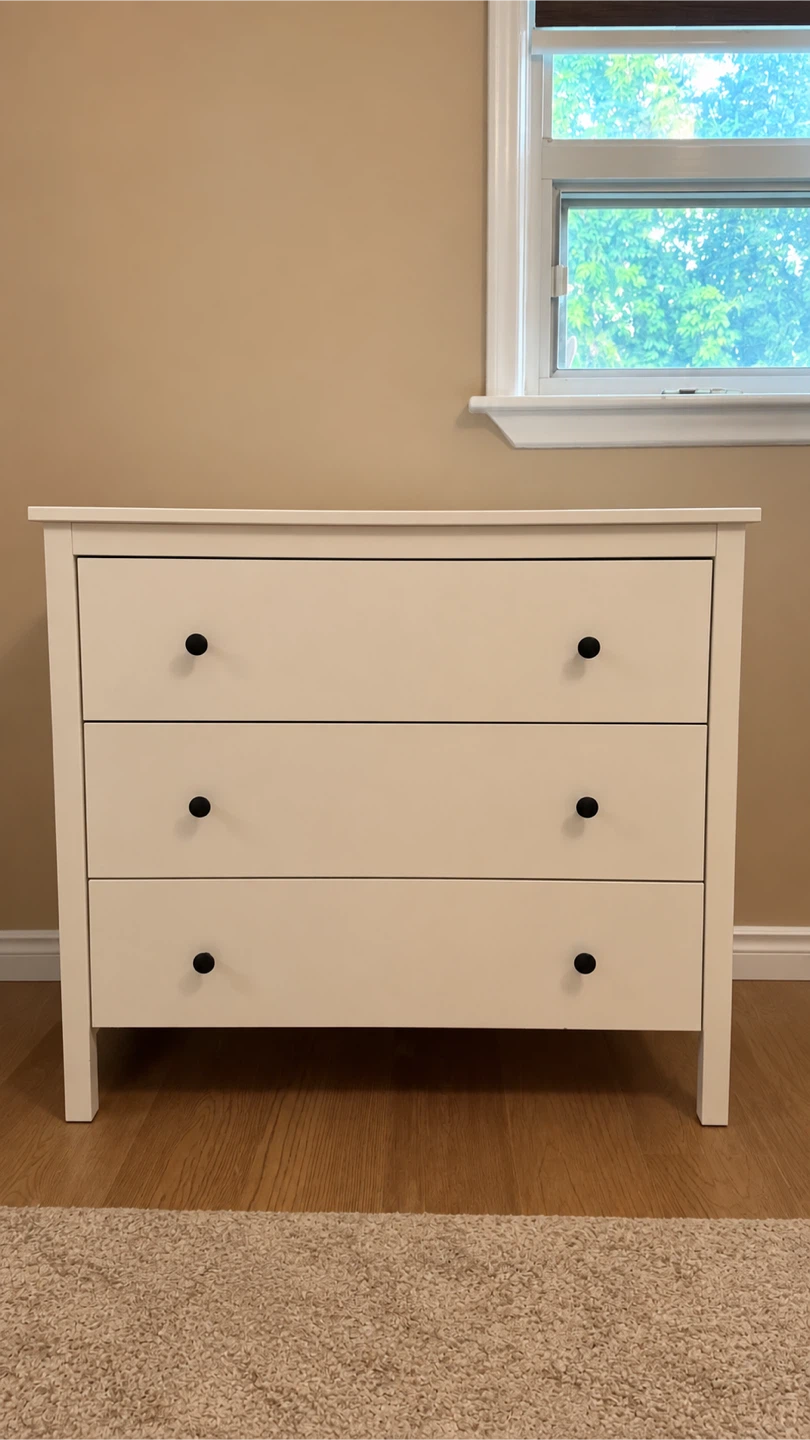 White 3-Drawer Dresser