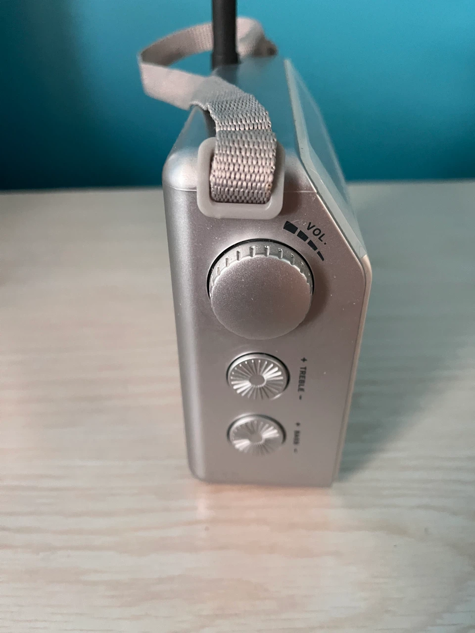 Sangean PR-D6 FM/AM Portable Radio - photo 4