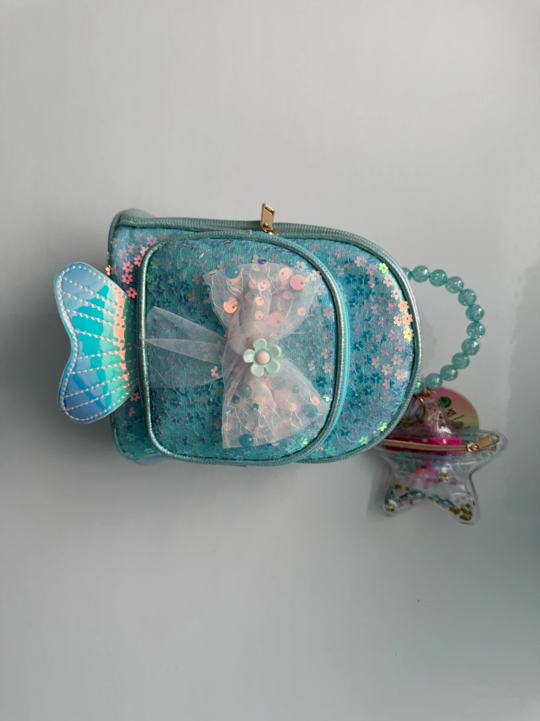 Hot Focus Axolotl Stationery Set and Mini Backpack - photo 2