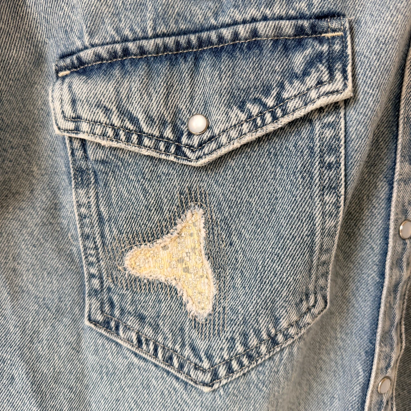 NEW Levi’s Dylan Oversized Denim Shirt 1X 14-16 - photo 4