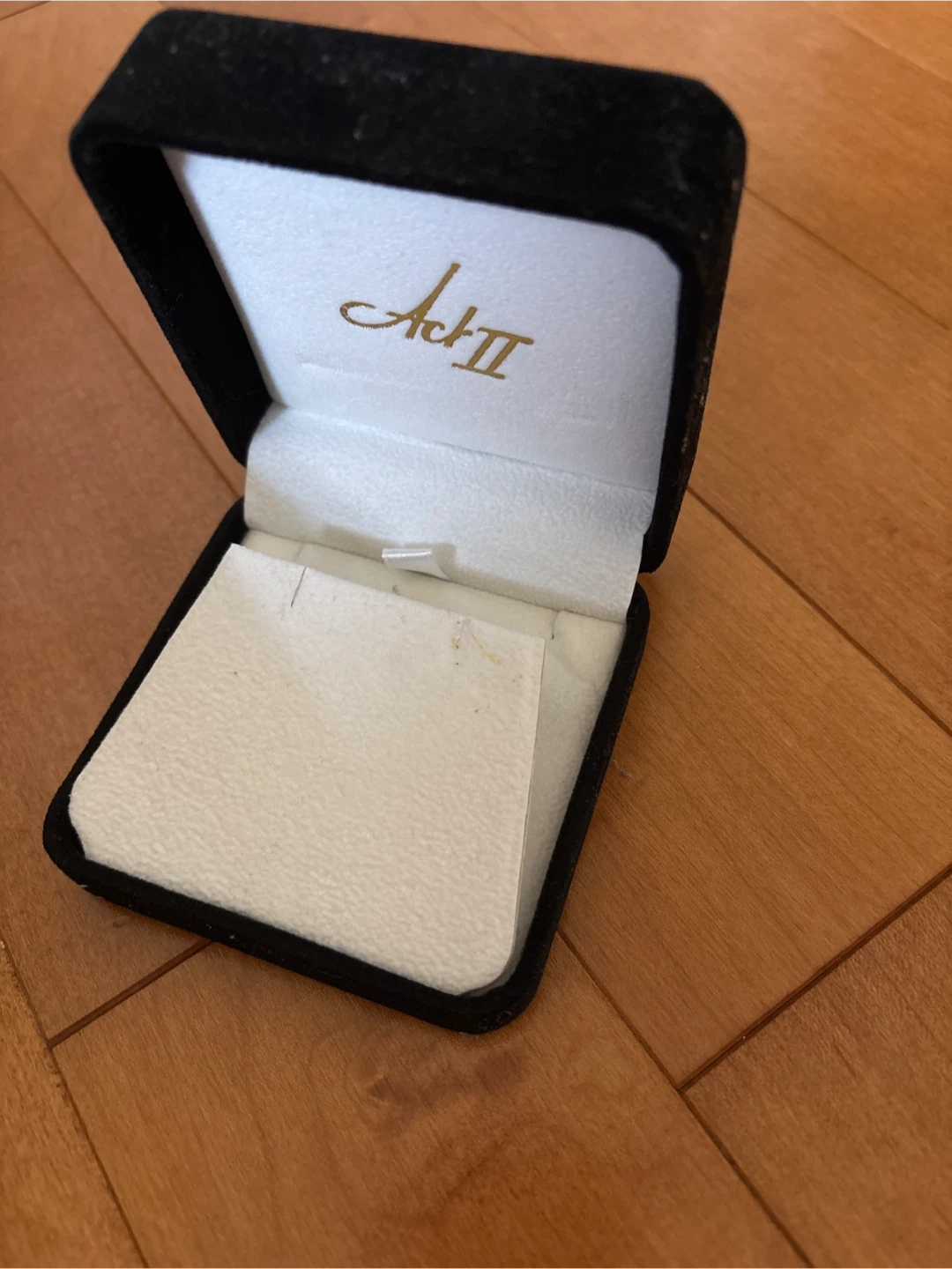 Black Velvet Jewelry Box - photo 2