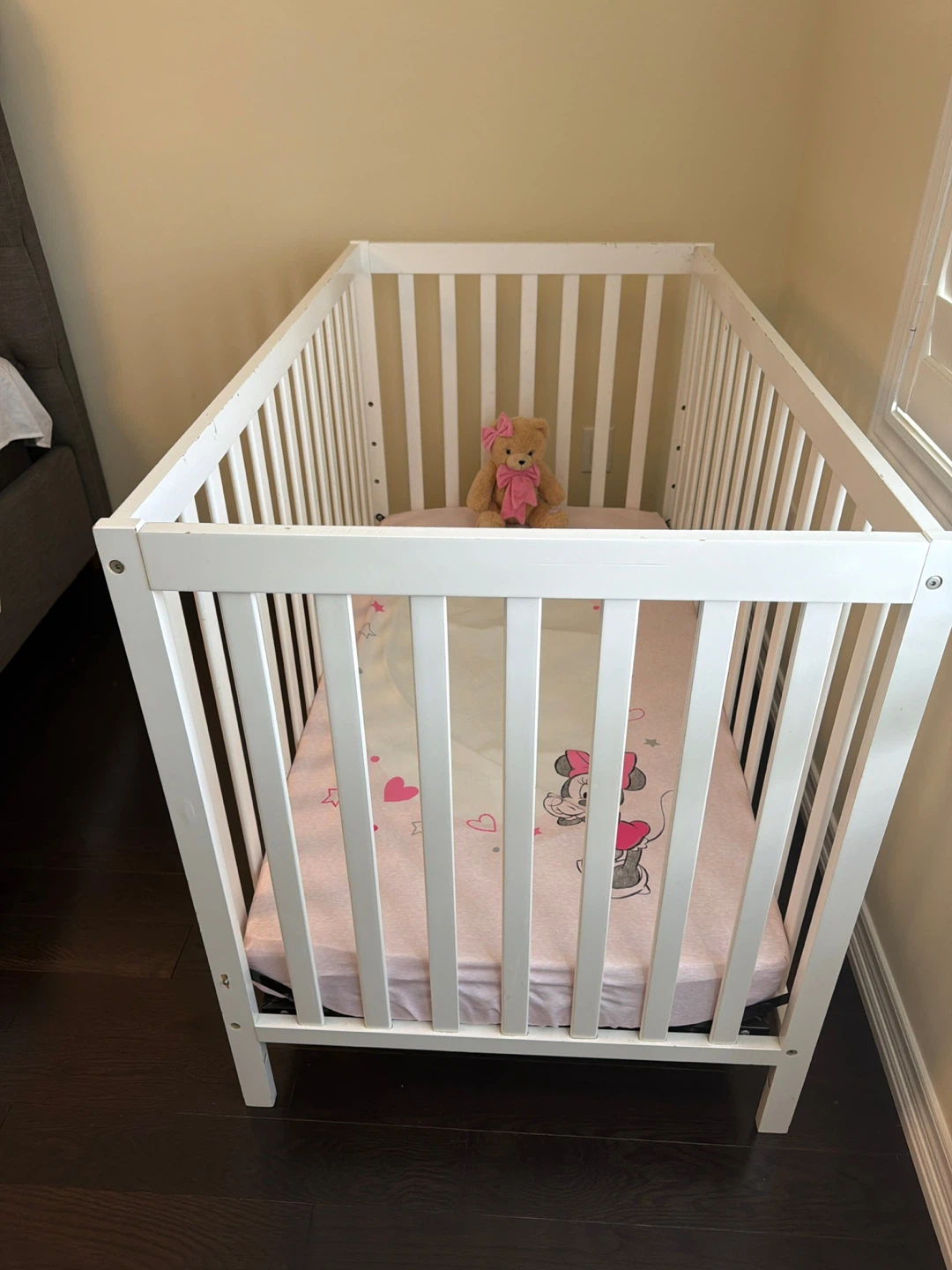 White Wooden Baby Crib + Mattress & Sheet - photo 2