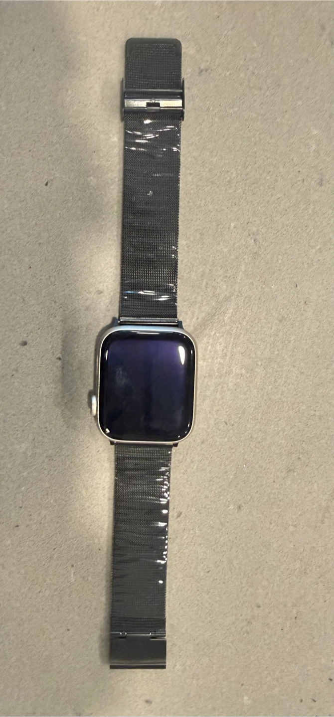 Apple Watch Black Milanese Loop Band
