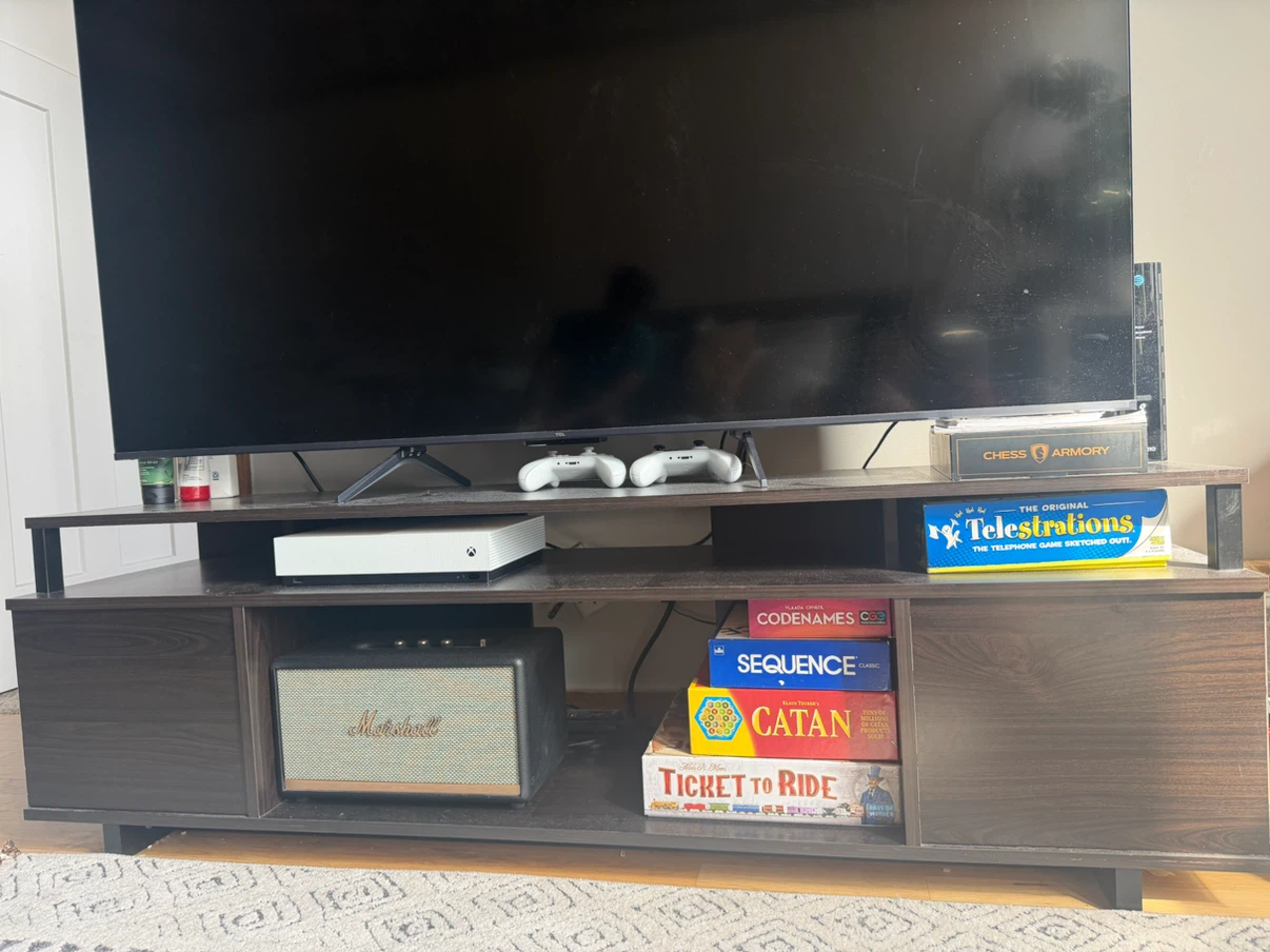 Dark Brown TV stand/Media Console - Excellent condition
