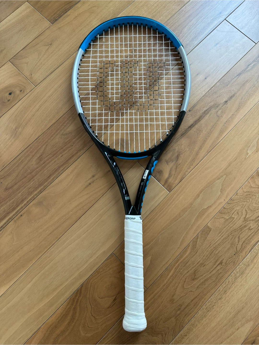 Wilson Ultra 100L v3.0 Tennis Racquet