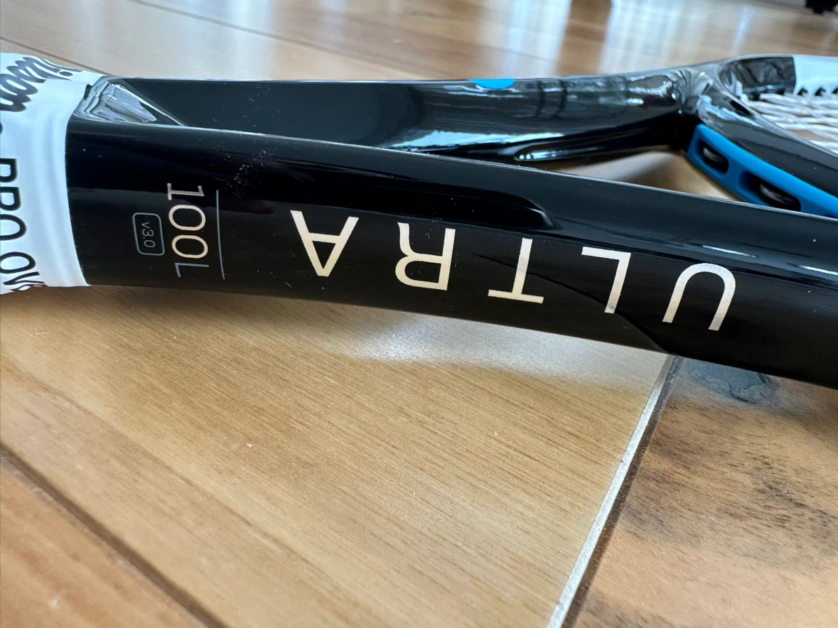 Wilson Ultra 100L v3.0 Tennis Racquet - photo 4