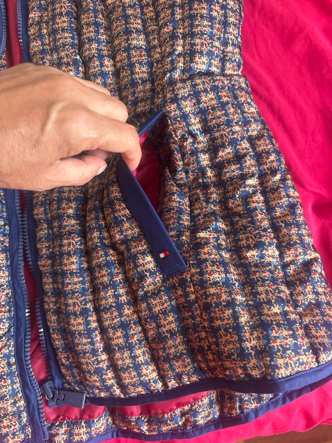 Tommy Hilfiger Quilted Pattern Vest - photo 2