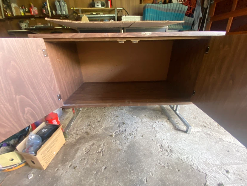 Mid-Century Modern Credenza with Chrome Legs - photo 3