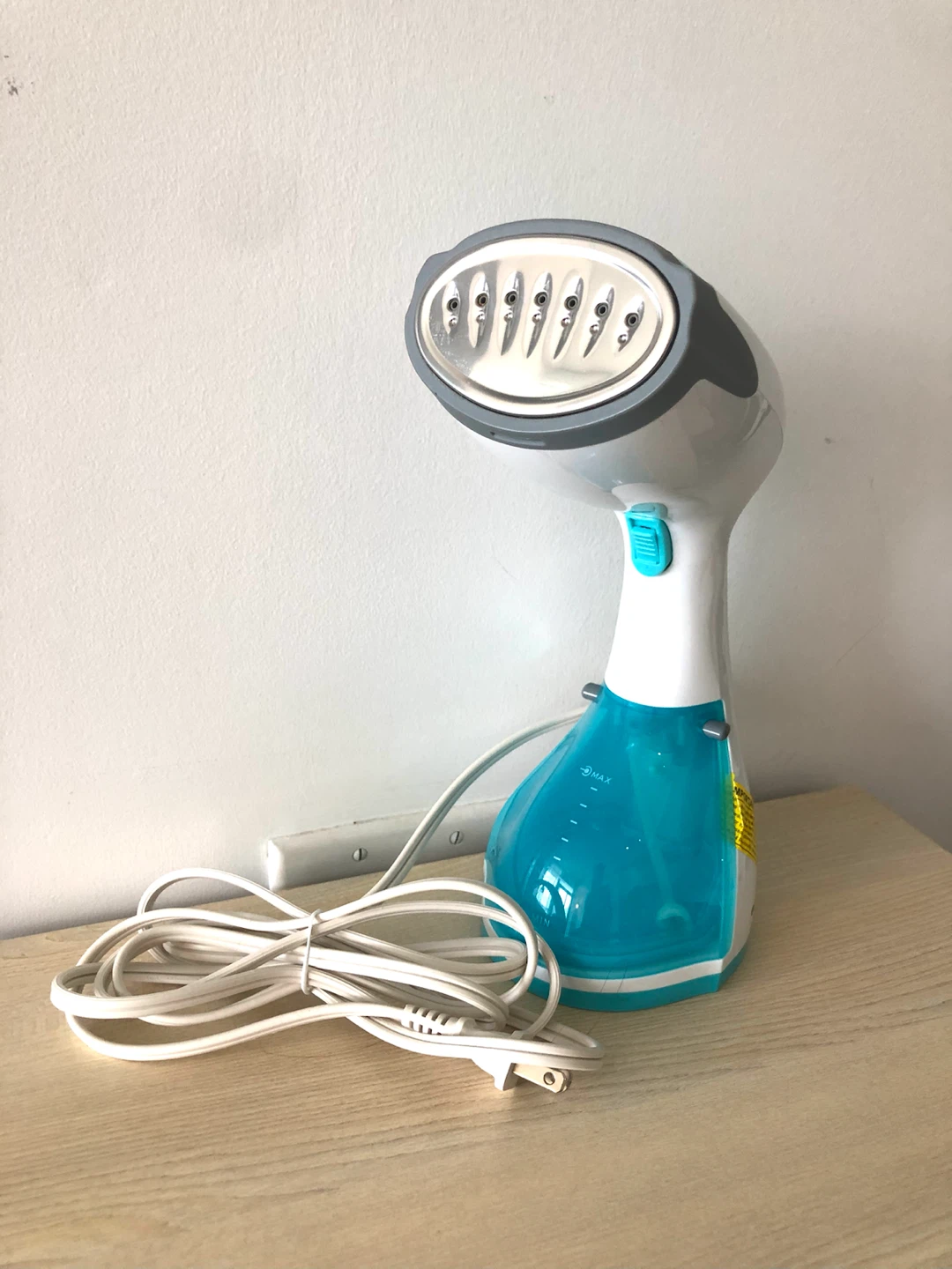 Beautural Handheld Clothes Steamer