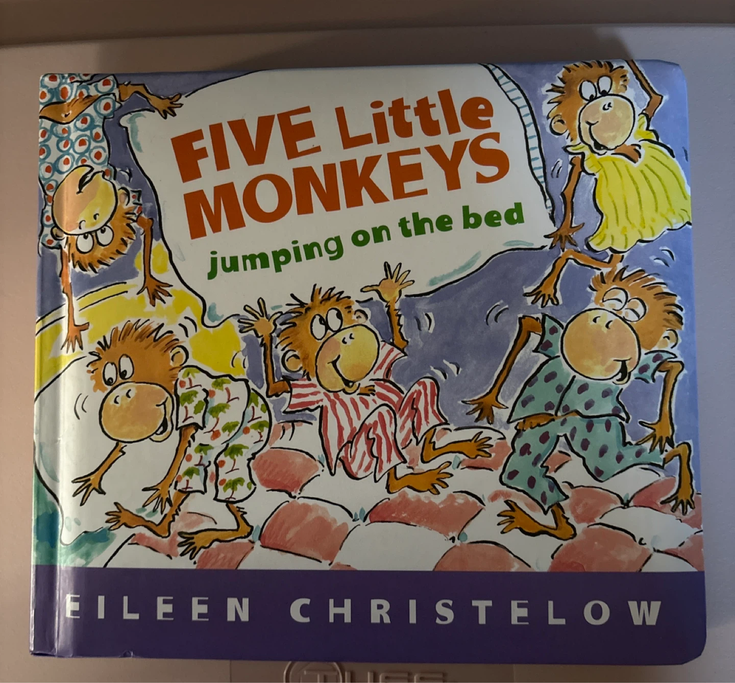 Five Little Monkeys Jumping on the Bed Book