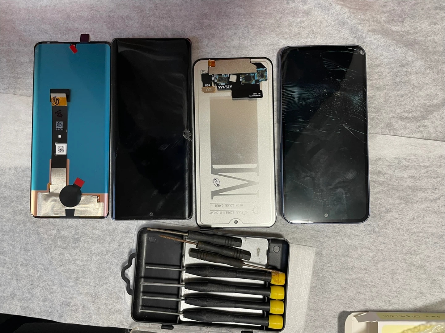 Smartphone screen replacement - photo 2