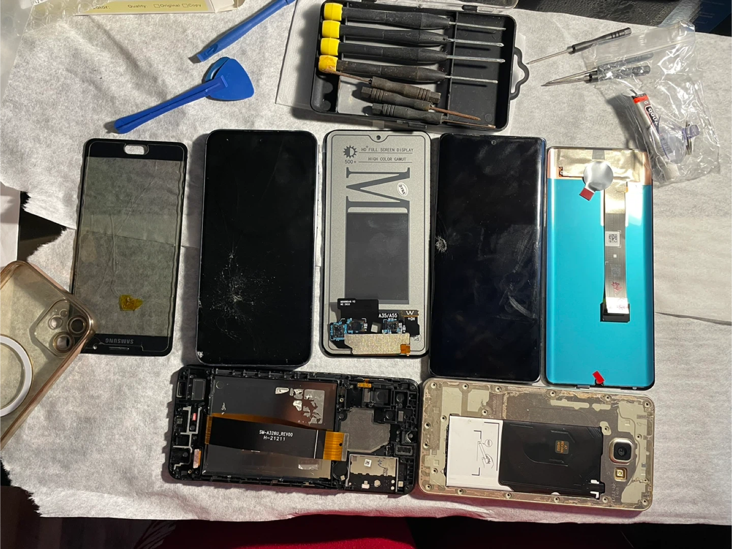 Smartphone screen replacement