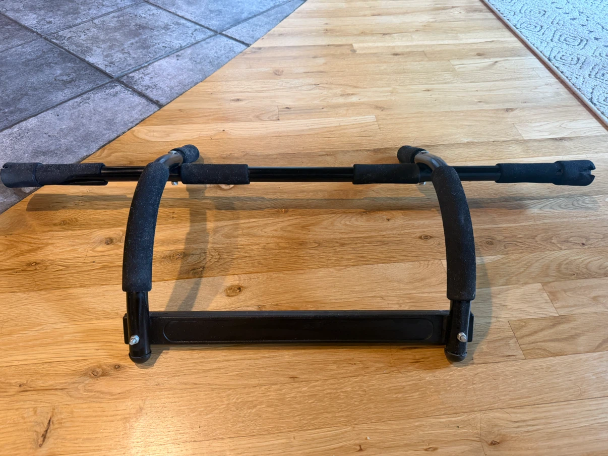 Multi-Grip Doorway Pull-Up Bar / Chin-Up Bar