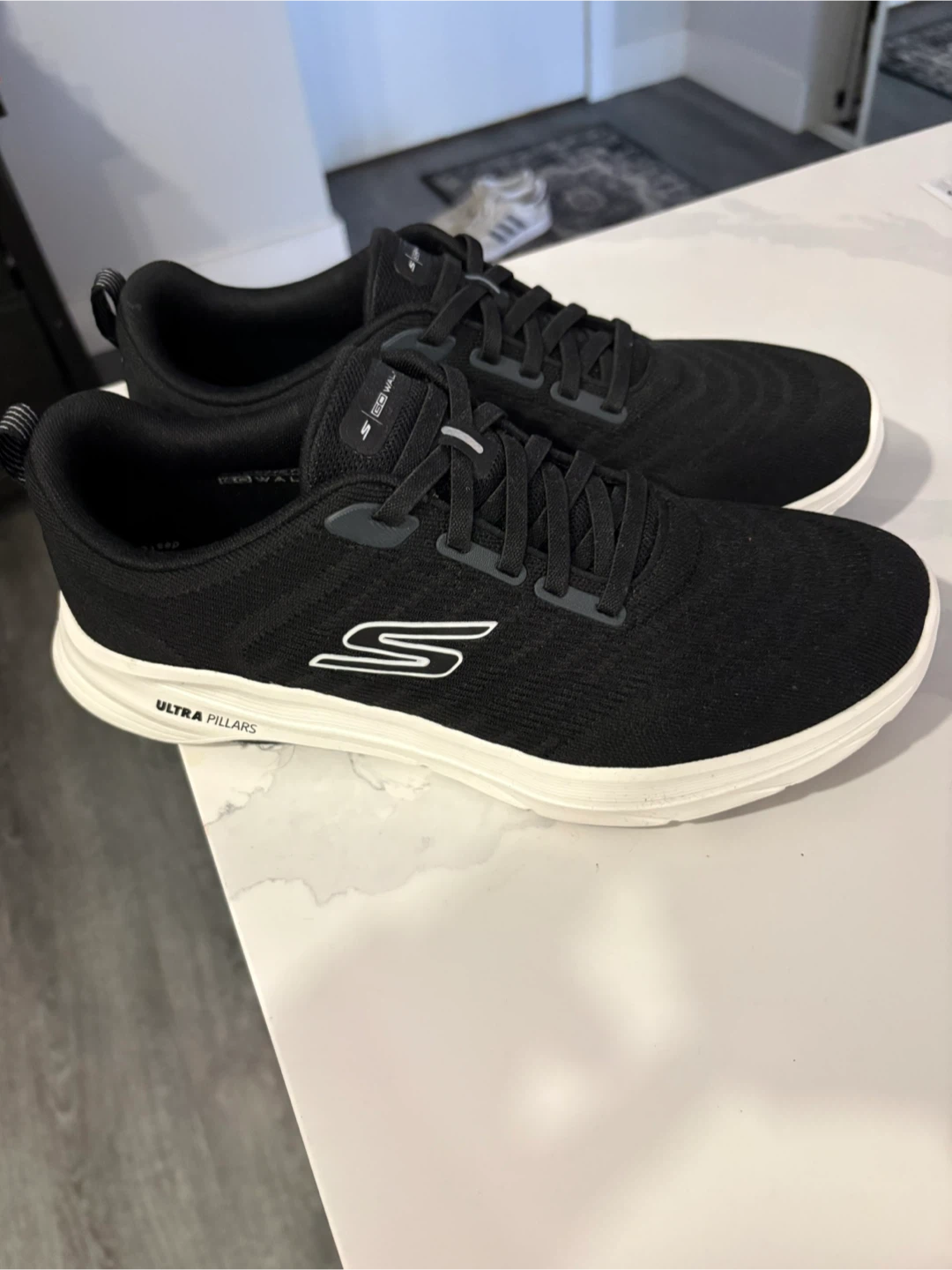 Skechers GO Walk Ultra Pillars Shoes Size 11 - photo 2