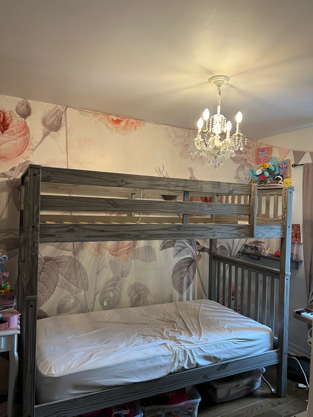 Solid wood twin slat bed frame
